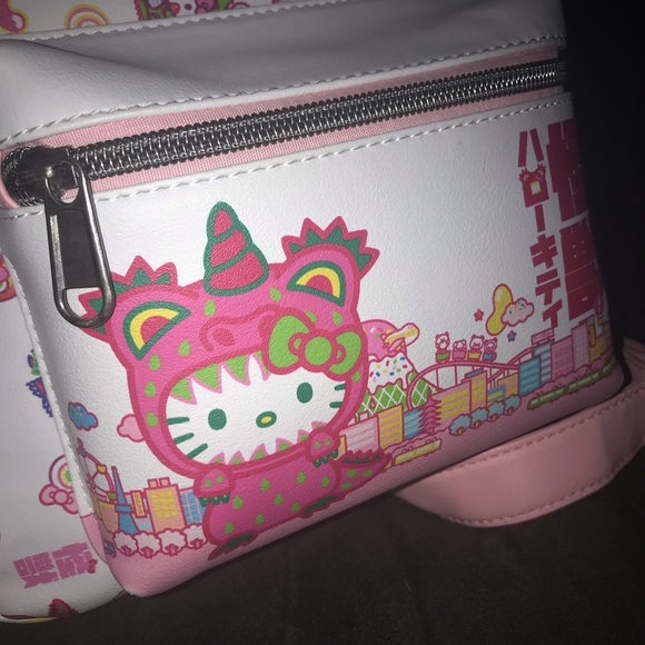 Hello Kitty Loungefly - Picture 2 of 4